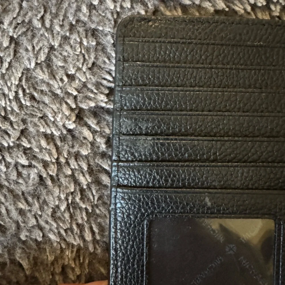 MICHAEL KORS Adele Slim Bi Fold Leather Wallet